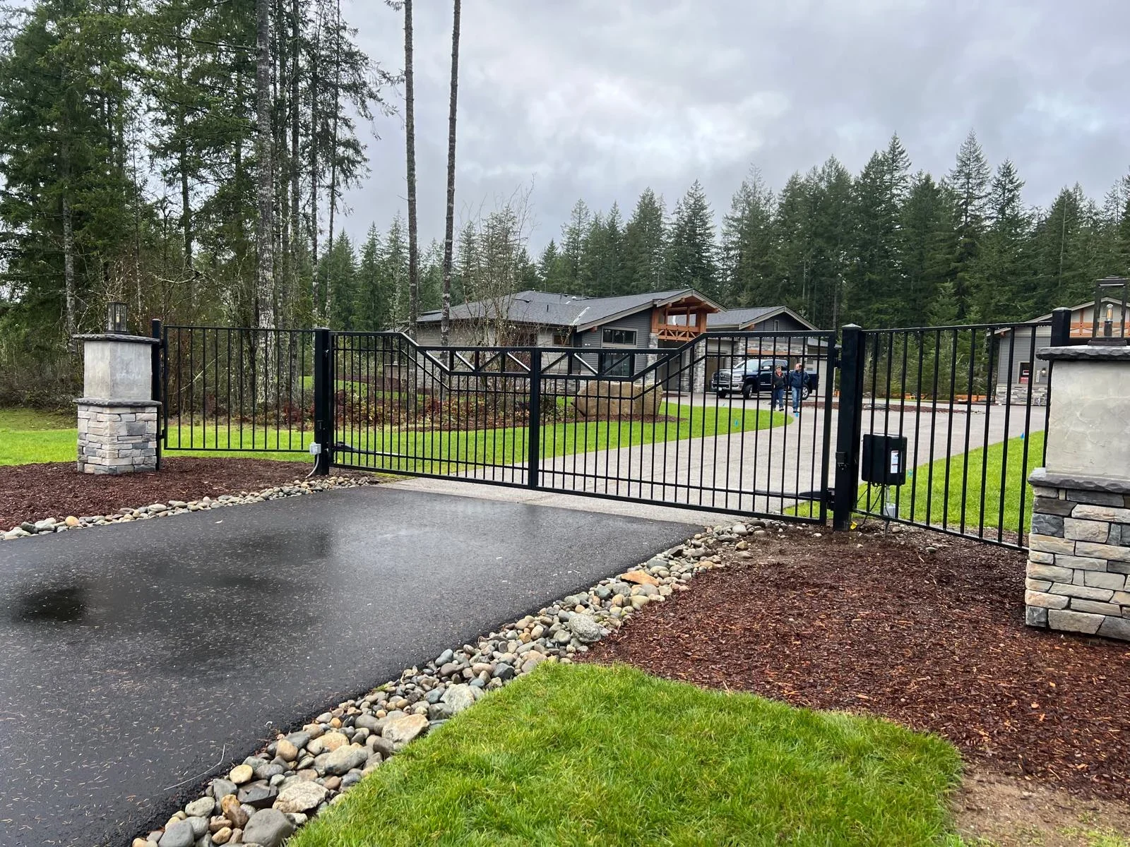 Electric Driveway Gates Services in Issaquah, WA
